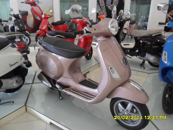 Showroom Vespa Piaggio Bekasi | Cash/Kredit | (Liberty | LX LXV S PRIMAVERA 150 3V)