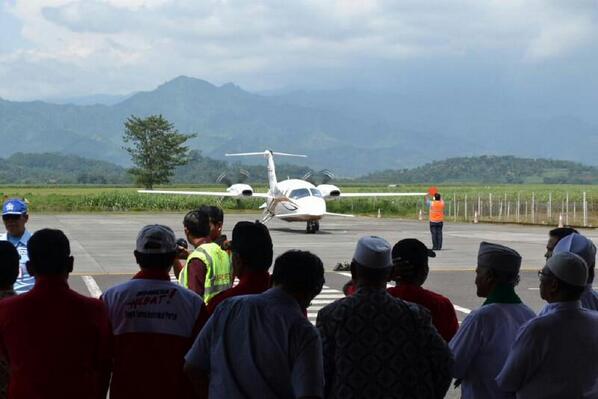 &#91;PIC&#93; Berasal dari Keluarga Kaya, Pencitraan 'sok miskin' Jokowi akhirnya Terbongkar!