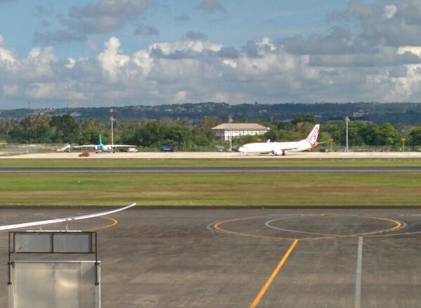 Pesawat Virgin Blue Rute Brisbane-Denpasar Dibajak