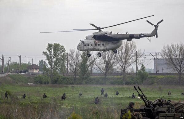 perang-di-mulai-operasi-militer-besar-besaran-2-helikopter-ukraina-ditembak-jatuh