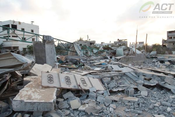 Ucapan selamat &quot;Ulang Tahun&quot; untuk Indonesia, dari Gaza, Palestina..