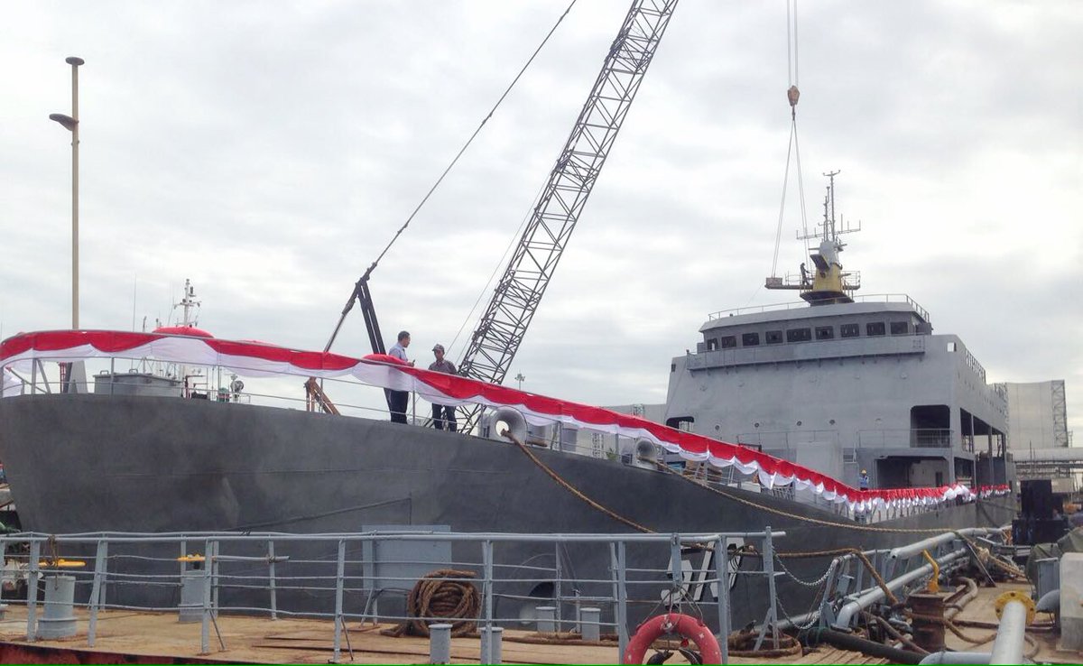 tni-siapkan-kapal-khusus-untuk-angkut-leopard