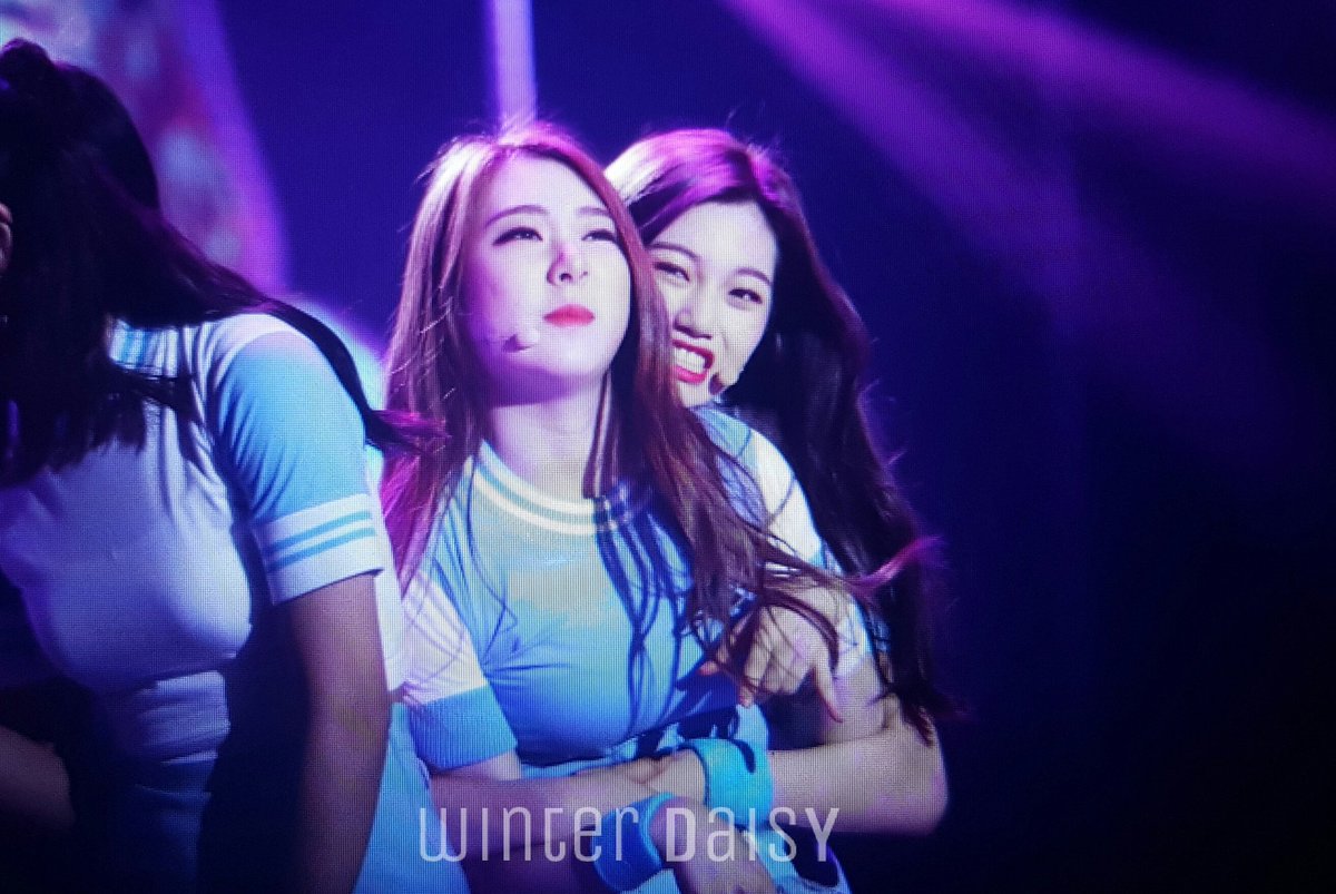 kpop-ioi----national-girl-group-from-produce-101