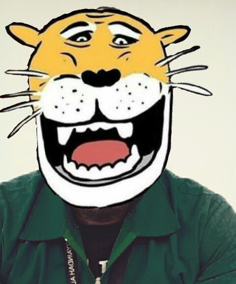 parah-wisatawan-ini-meninggal-tak-lama-setelah-berpose-dengan-ular-kobra