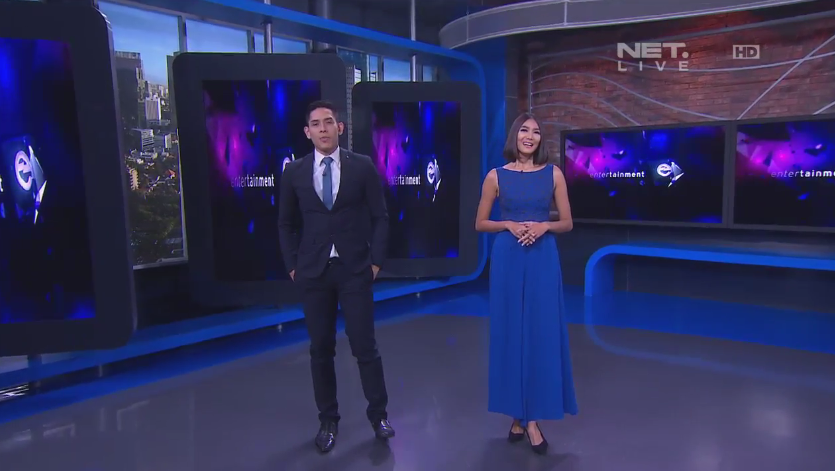 host-wanita-net-entertainment-di-net-tv-tidak-mengenakan-bh