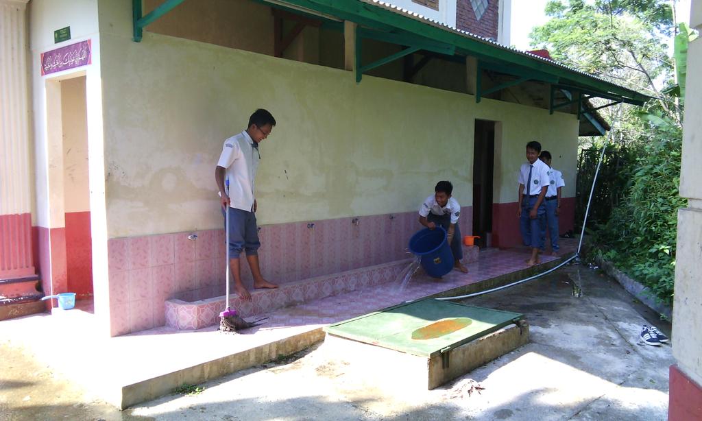 7 Tempat Strategis Buat Nongkrong Di Area Sekolah