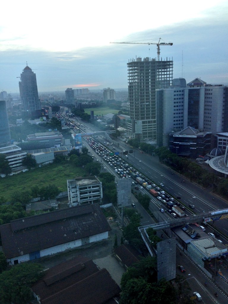 Seperti inilah macet jelang liburan Natal dan akhir tahun di jalan tol! 