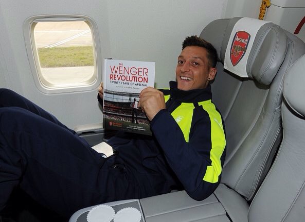 akfc--arsenal-kaskus-fans-club-season-2016-2017--victoria-concordia-crescit