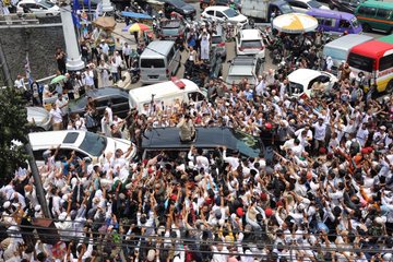 PRABOWO-SANDI SULIT DIBENDUNG KEMENANGANNYA