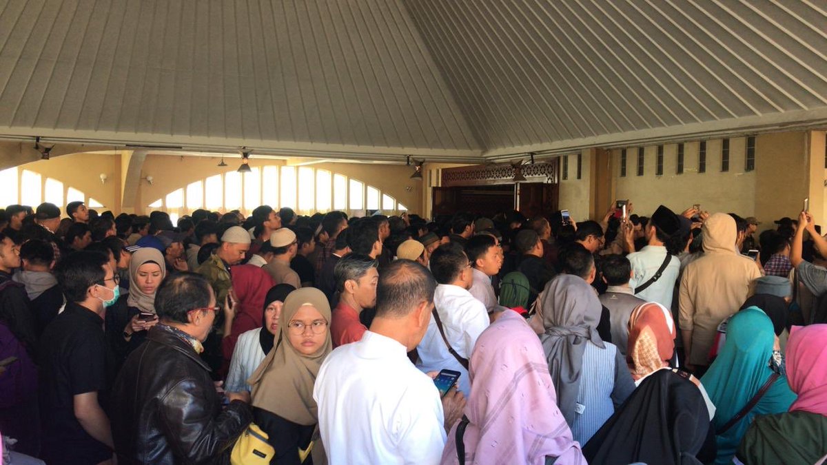 Ridwan Kamil dan Rahmat Baequni Bahas Kontroversi Masjid Al Safar