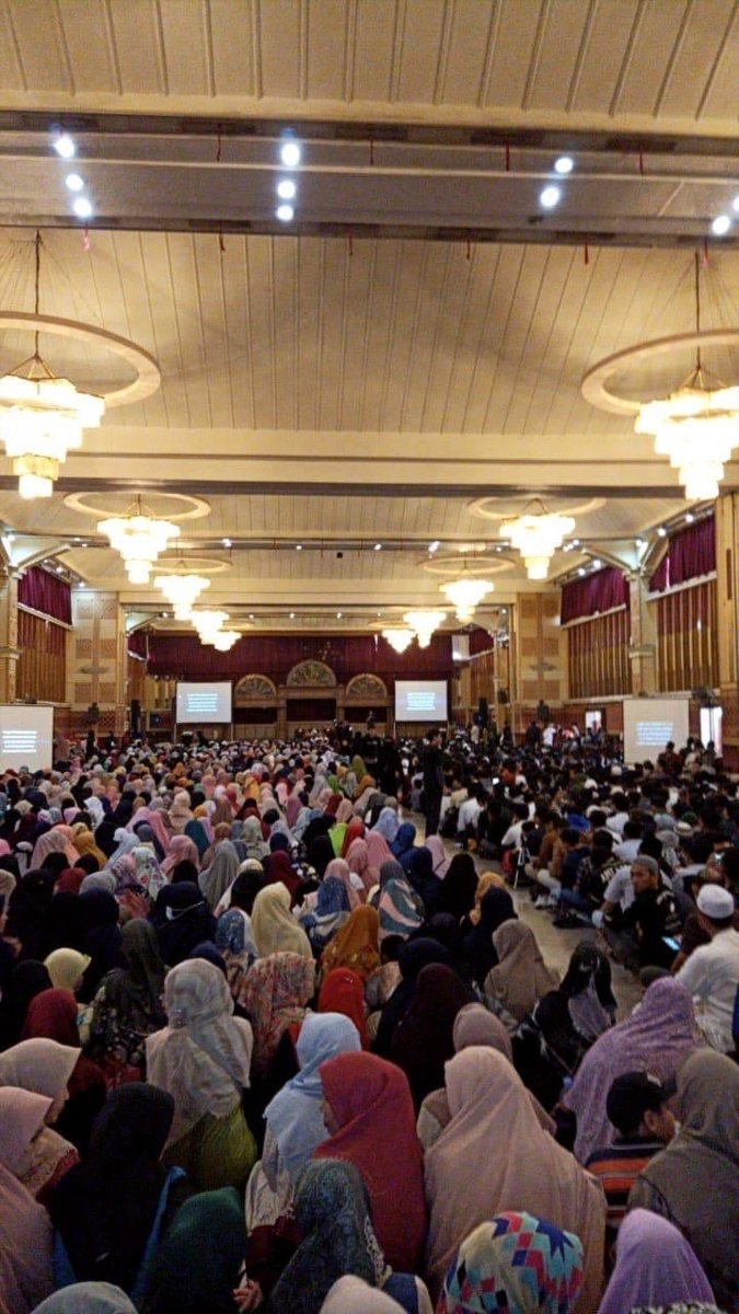 Ridwan Kamil dan Rahmat Baequni Bahas Kontroversi Masjid Al Safar