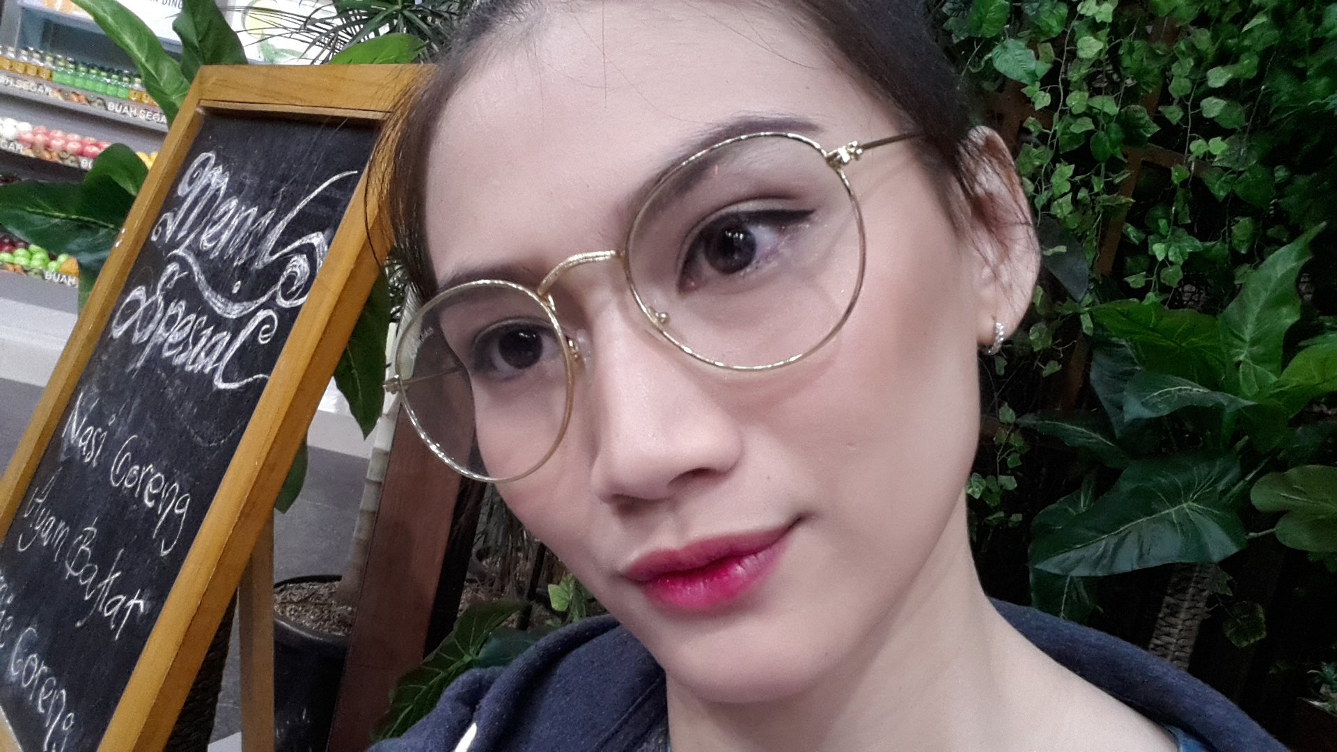 jangan-kaget-kalo-pacar-agan-bibirnya-kekinian-kayak-gini