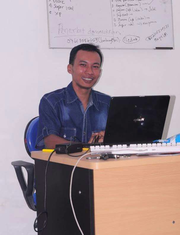 &#91;HOT&#93; Porfil Lengkap tokoh yang diduga terlibat Sindikat penyebar SARA dan Hoax