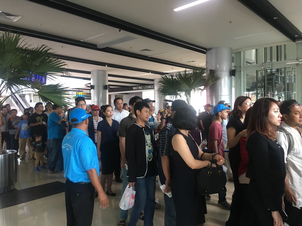 Resmi, Kereta bandara Soekarno-Hatta telah beroperasi untuk umum