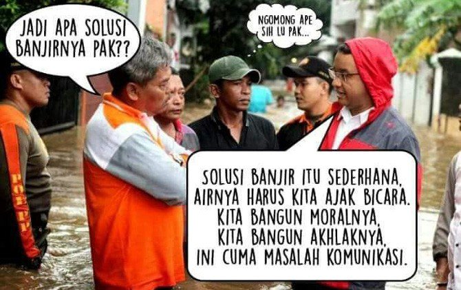 Sambil cek banjir di Kampung Arus, Anies beli pisang goreng