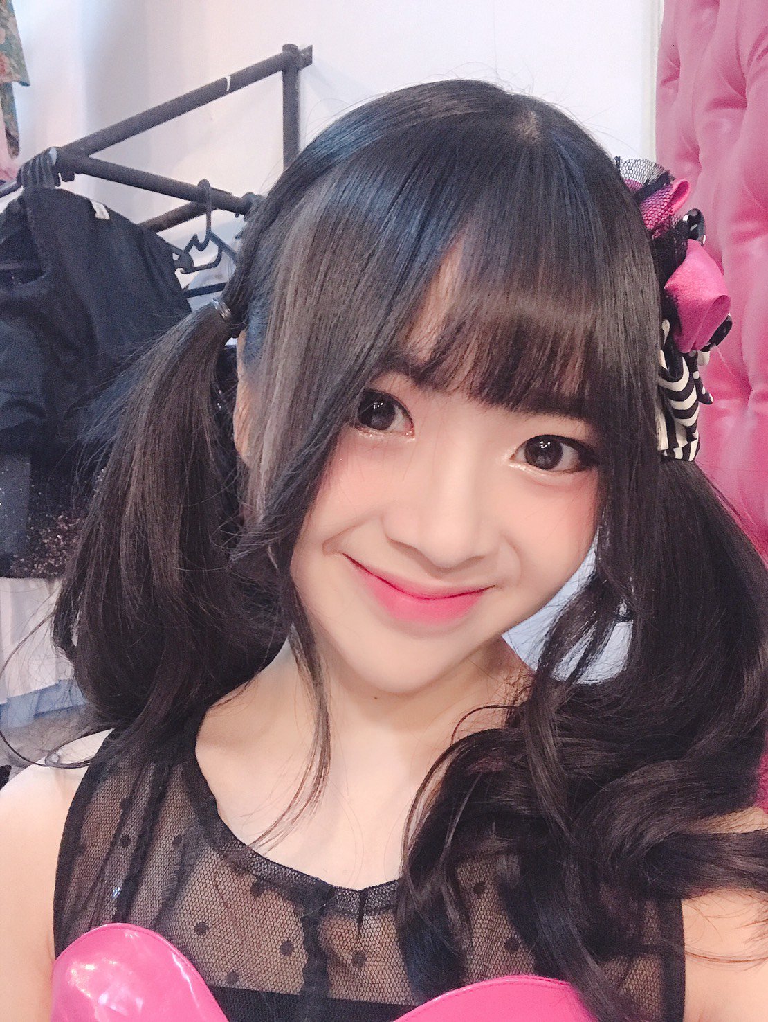 menjadi-amoi-kalbar-2018-sejak-kecil-thalia-memang-hobi-tampil-di-depan-umum