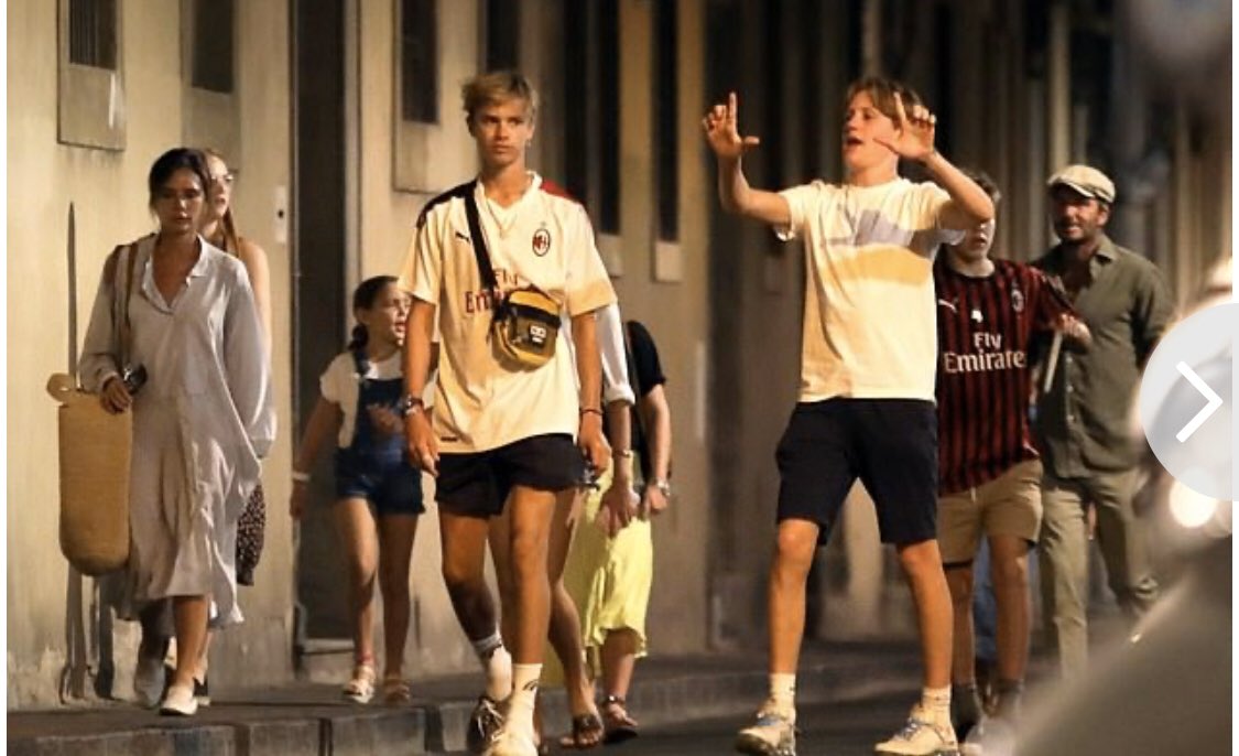 milanisti-kaskus--forza-milan-siamo-tutti-con-te--stagione-2019-2020