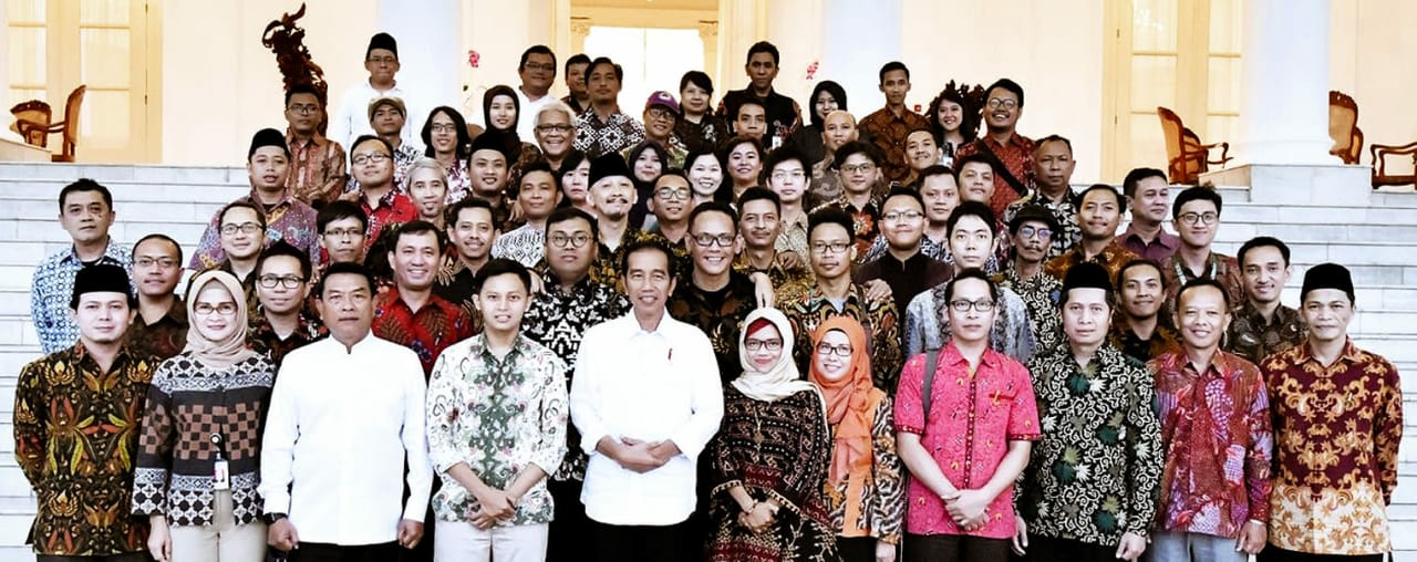 #MundurlahPakLurah Jadi Trending, Singgung Soal Demokrasi