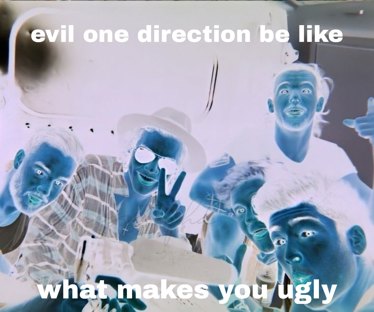 Kumpulan Meme &quot;Evil&quot; Versi Musisi