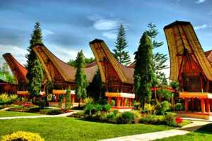 Mengenal Tradisi serta Budaya TORAJA (SULSEL)
