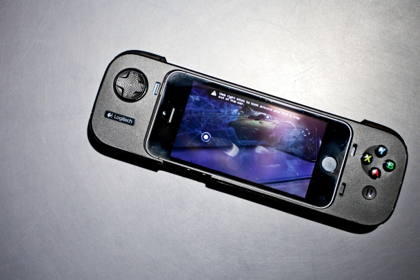  iPhone Game controller