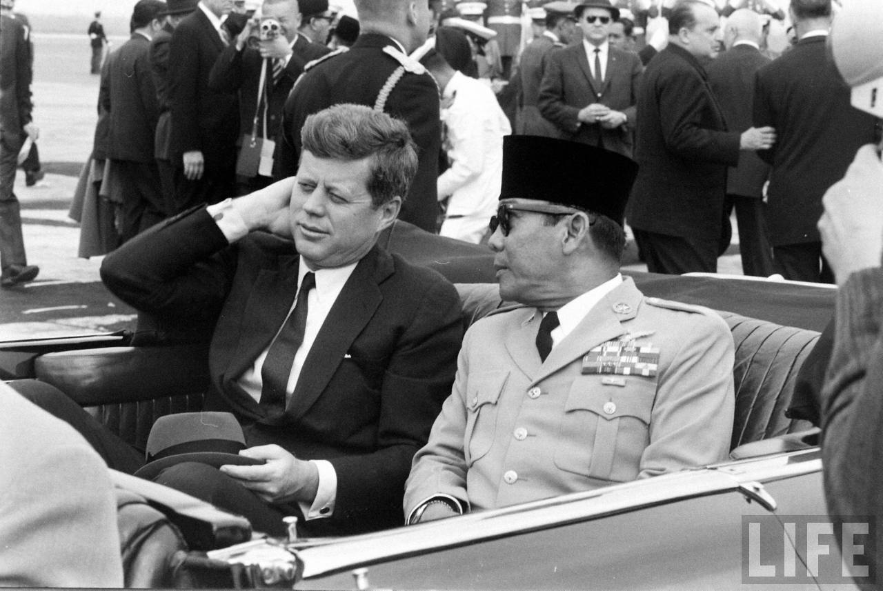 &#91;TRUE HERO &#93; Sedikit tentang Bung Karno 