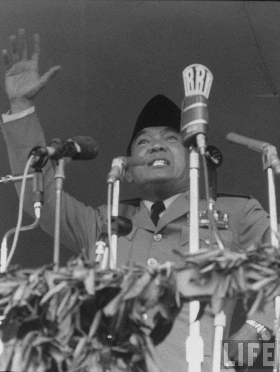 &#91;TRUE HERO &#93; Sedikit tentang Bung Karno 