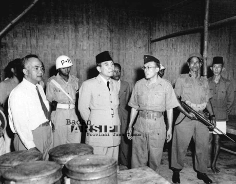 Foto Original Sang Penyambung Lidah Rakyat, Bung Karno.