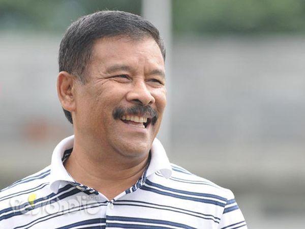 tolong-gan-depan-mobil-ane-ada-beginian-ane-mesti-ngapain-gan