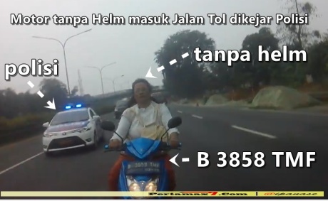 Gokil Jek! Ibu-Ibu Naik Motor Tanpa Helm Masuk Jalan Tol dikejar Polisi, Lagi apa Bu?