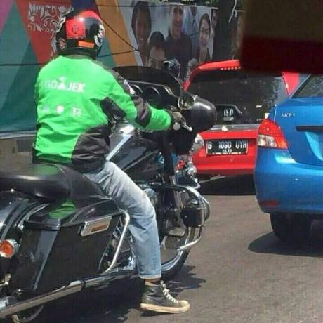 &#91;PIC&#93; Pak Jokowi, Mau Krisis Ekonomi Teratasi? Massalkan &quot;Go Jek&quot; secara Nasional