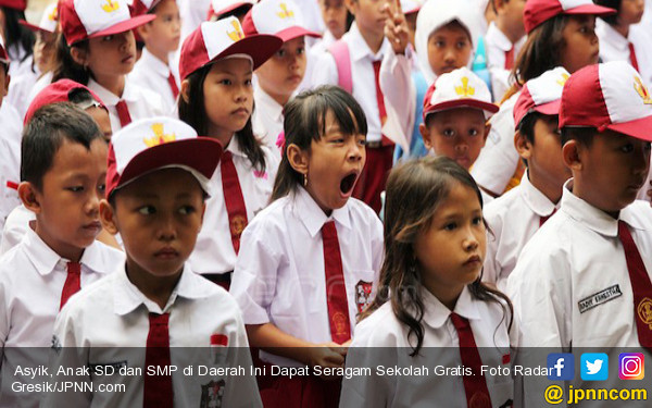 tidak-ada-paksaan-siswa-sd-ujian-dengan-komputer