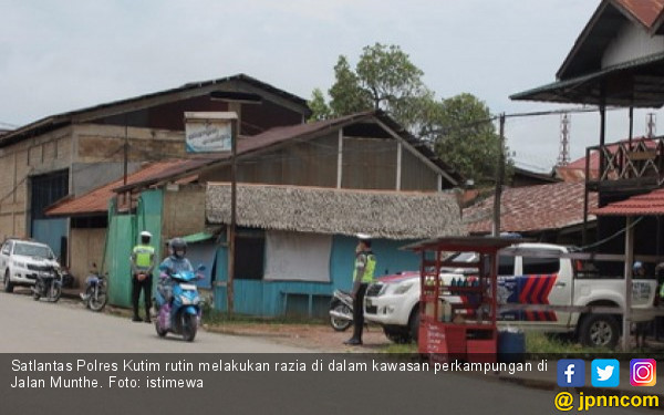 Polantas Gelar Razia di Perkampungan, Warga Protes