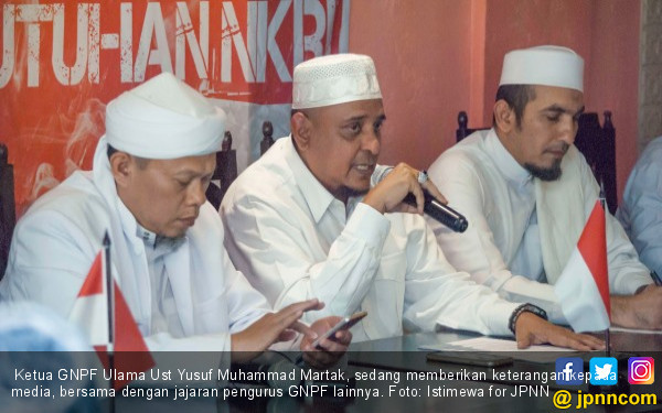 GNPF Kecewa, Ulama Cuma Diminta Mendorong Mobil Mogok