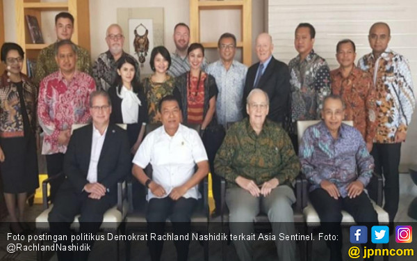 Demokrat Posting Foto Pendiri Asia Sentinel dengan Moeldoko