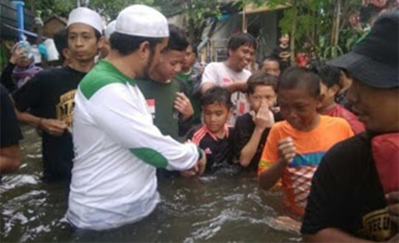 Soal Normalisasi Ciliwung, Anies Sebut Banjir Disebabkan Air Dibiarkan Masuk Jakarta