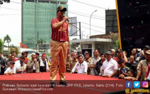 Prabowo: Gila Lu! Pimpinan Berdiri, Lu Malah Duduk Diam