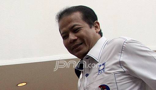 Wakil Ketua DPR Taufik Kurniawan Tersangka Suap Rp 3,65 M