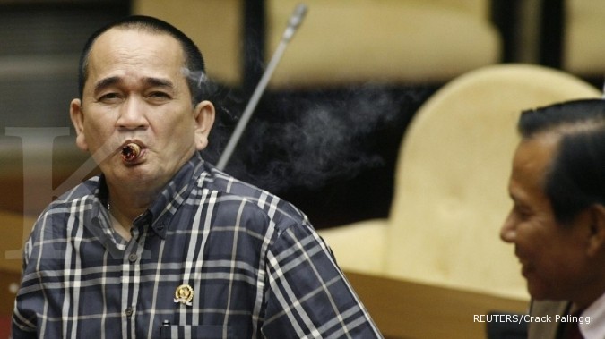 RUHUT : "aku tdk bisa tdk puji pak sby.." (PENJILAT)