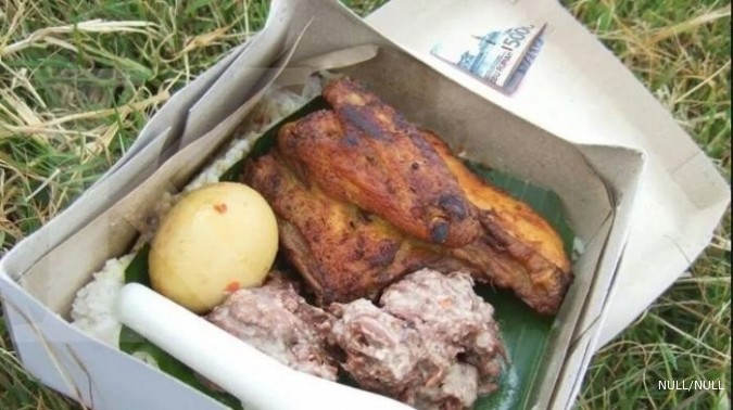 &#91;takut kala&#93;Nasi kotak dari Prabowo ada duit Rp 50 ribu!
