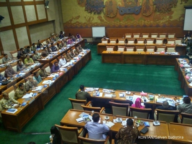 kontrol-kebutuhan-dollar-himbara-ditugaskan-kelola-valas-pertamina-dan-pln