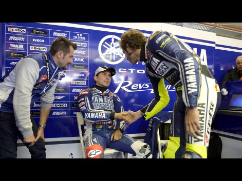 Rossi Juara MotoGP Assen !