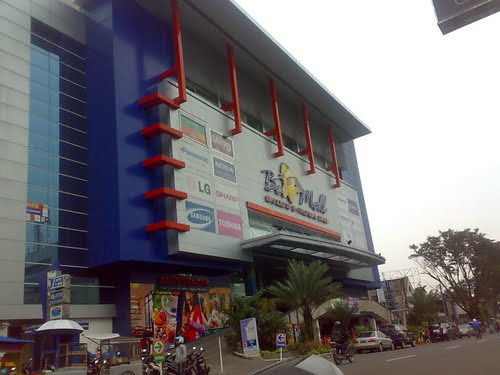 Kebakaran Kings Shopping Center dan pindahan pedagangan ke BeMall &#91;Bandung&#93;