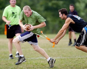 american-flag-football-masuk-dulu-deh