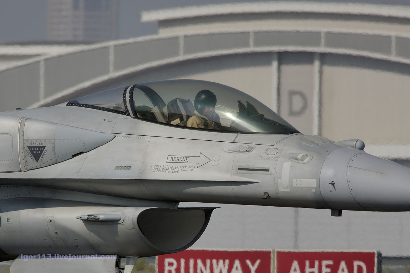 PHOTO} Best Of The Best Uni Emirat Arab Air Force 2013