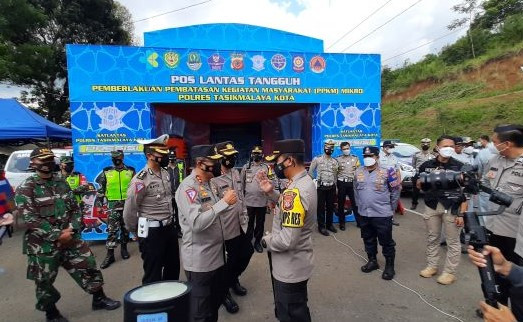 Asyik Main HP, 30 Mobil Dinas di Serang Kena Tilang Elektronik