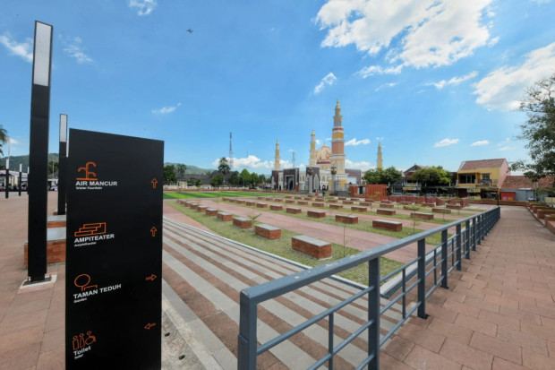 resmikan-alun-alun-majalengka-ridwan-kamil-titip-pesan-ini