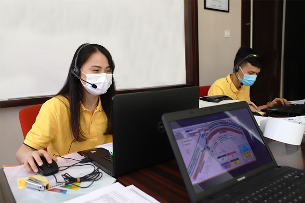 Dibayari Saat Beli Bensin, Erick Thohir Bujuk Aremania Dukung Persis Solo