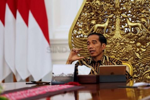 Perintah Jokowi, Jual Beli Tanah, Buat SIM, STNK, sampai Umrah Wajib Peserta BPJS