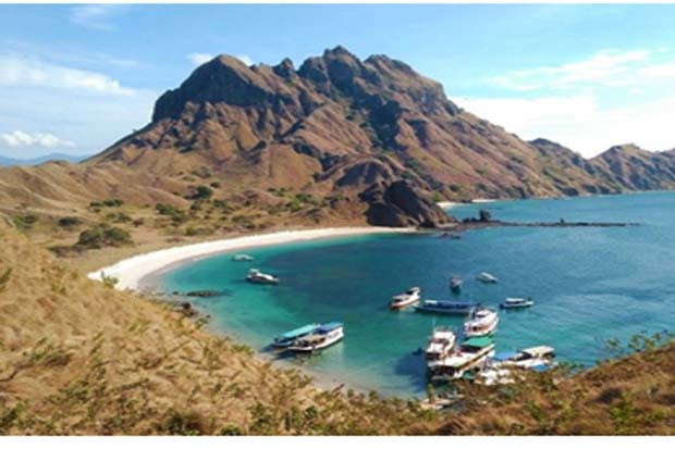 alam-laut-labuan-bajo-magnet-turis-mancanegara